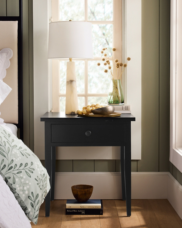 3196-Shaker-Nightstand-3.jpg Shaker Nightstand