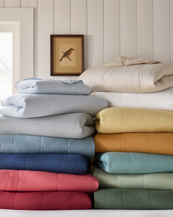 3752-Essential-Down-Alternative-Comforter-1.jpg Essential Down-Alternative Comforter