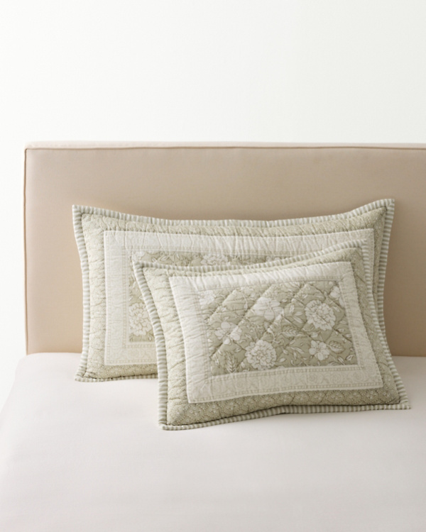 Blooms Organic-Cotton Border Sham